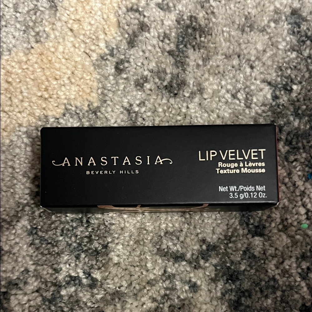 Anastasia Beverly Hills Lip Velvet in Black